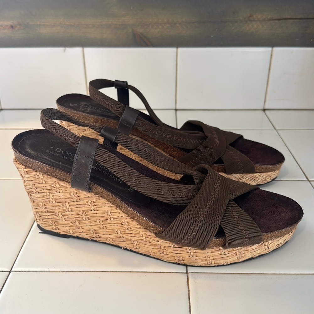 Donald J Pilner Wedge Sandals Women's 10 M Strappy Espadrille Slingback Brown